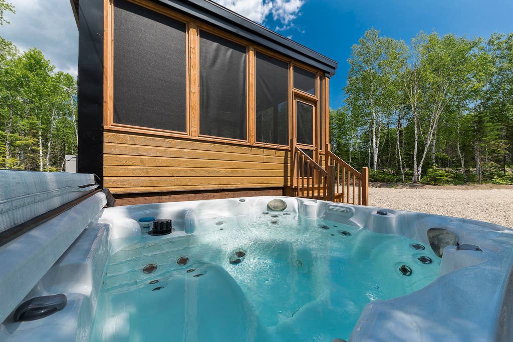 Cottages for Rent with Spa in Charlevoix #2