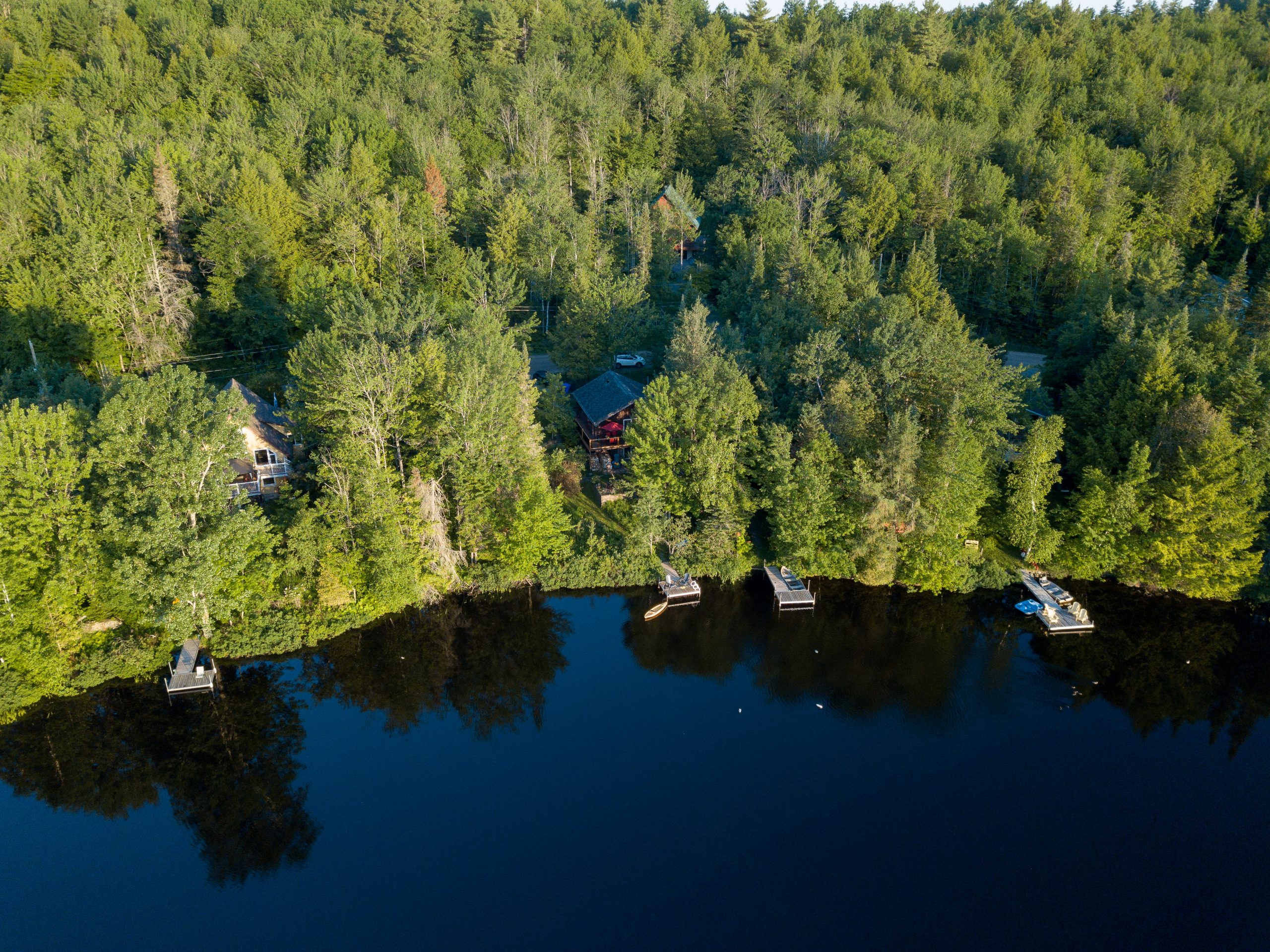 Waterfont cottages for rent in Eastern Townships #1