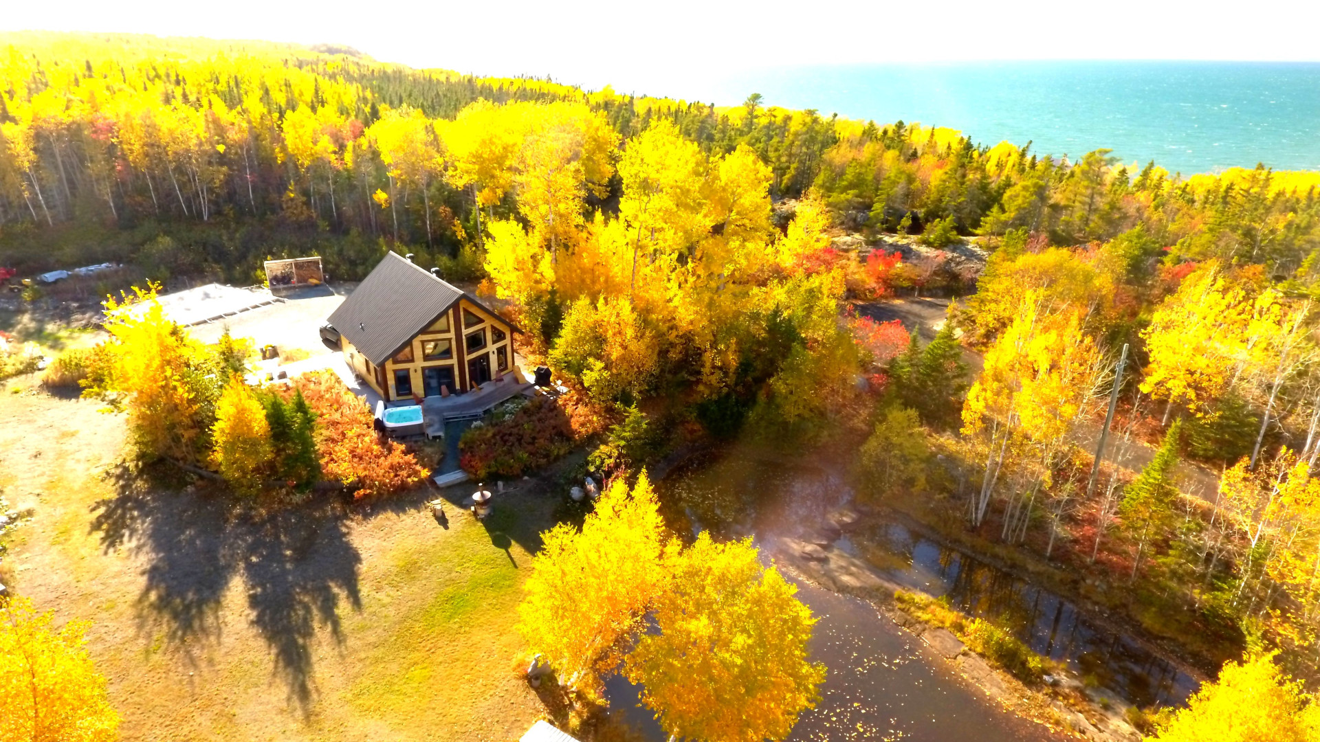 Cottages for Rent with spa in Quebec #9 