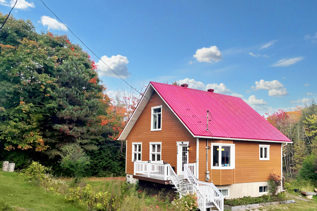 Chalet Le Grand Boisé Chalet for rent in Chertsey , Québec WeChalet