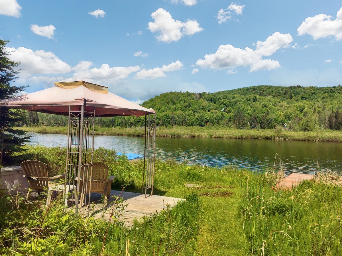 Exodus to the Stream Chalet for rent in SaintAdolphed'Howard