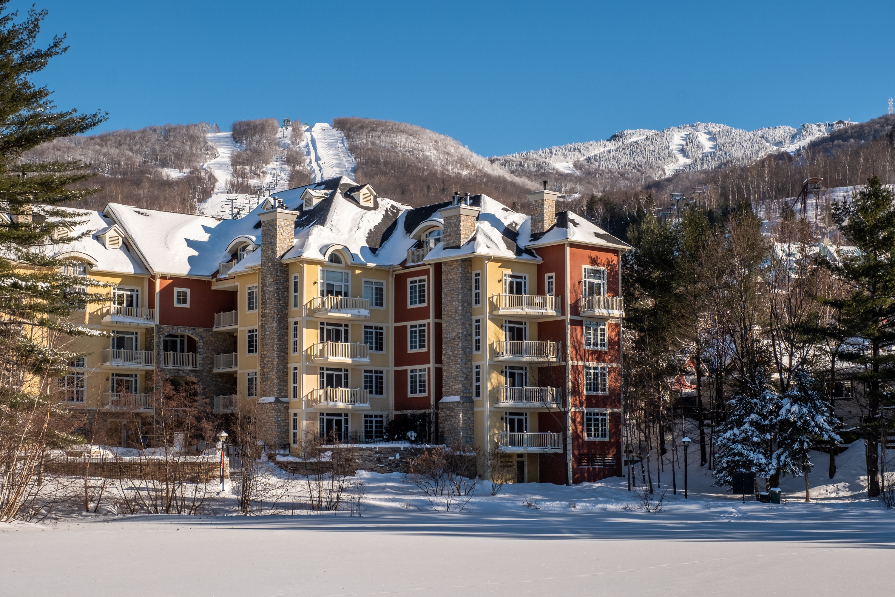 Ski in - ski out cottages for rent in Quebec #20