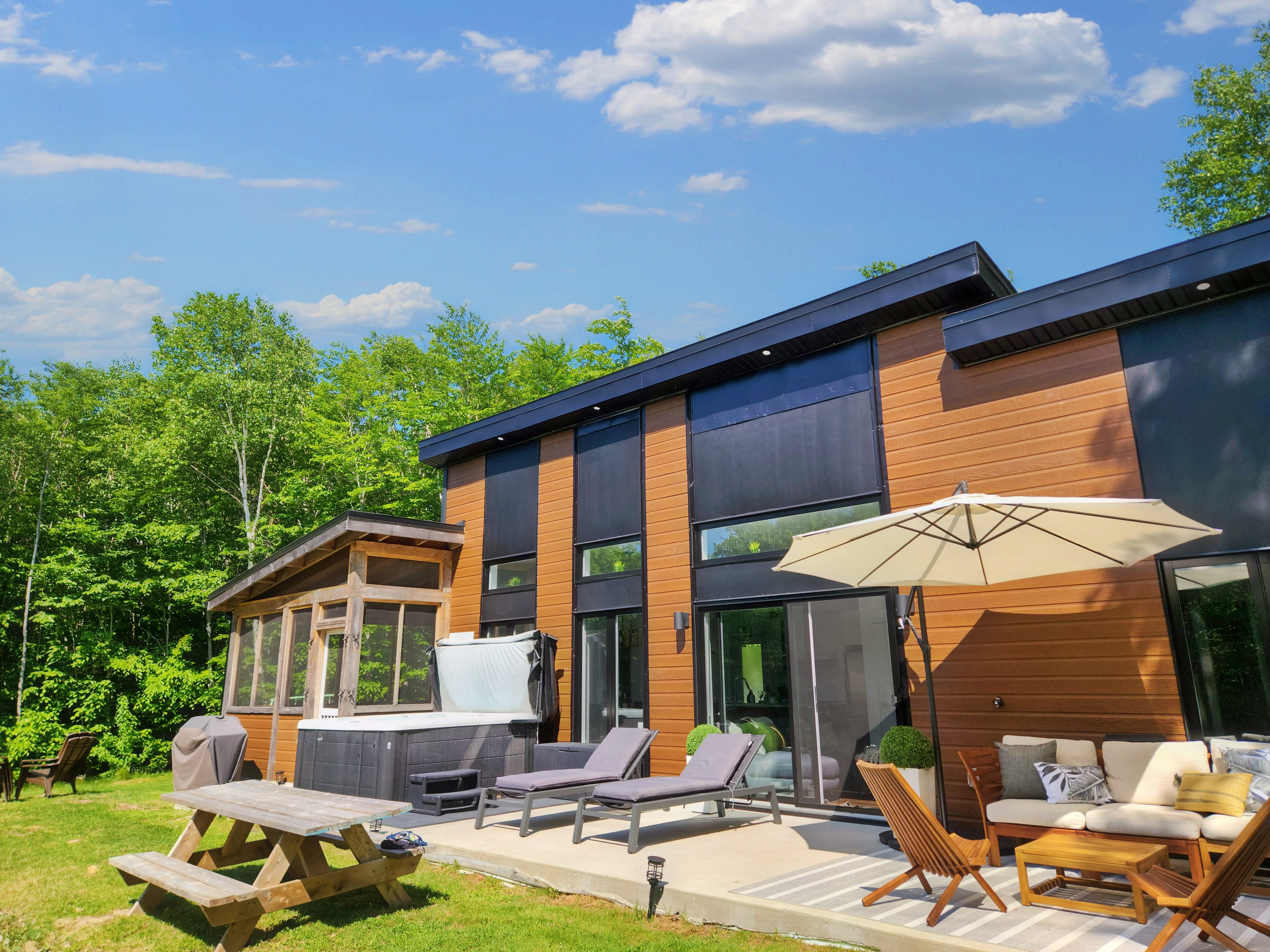 Entire chalet in Chertsey, QC | WeChalet