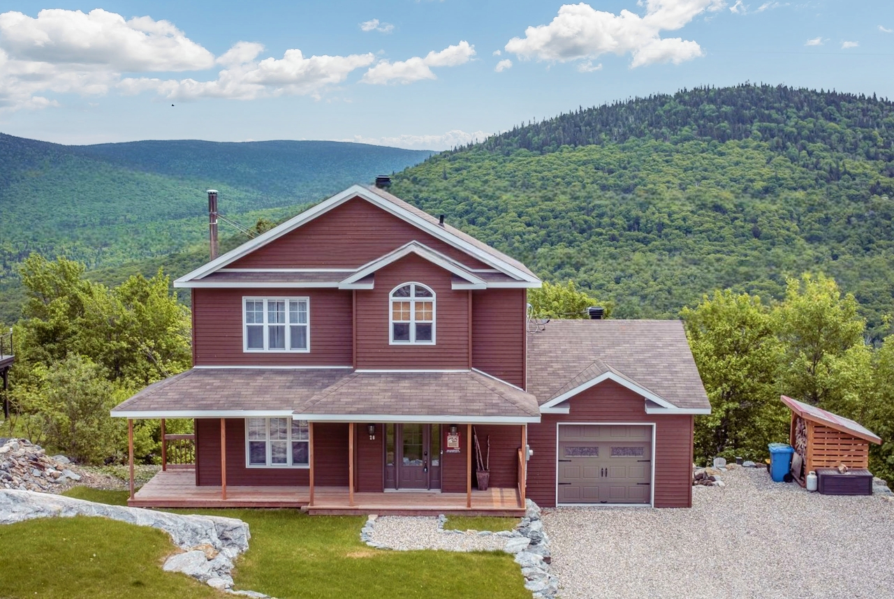 Le Panoramique Other for rent in SaintPhilémon , Québec WeChalet