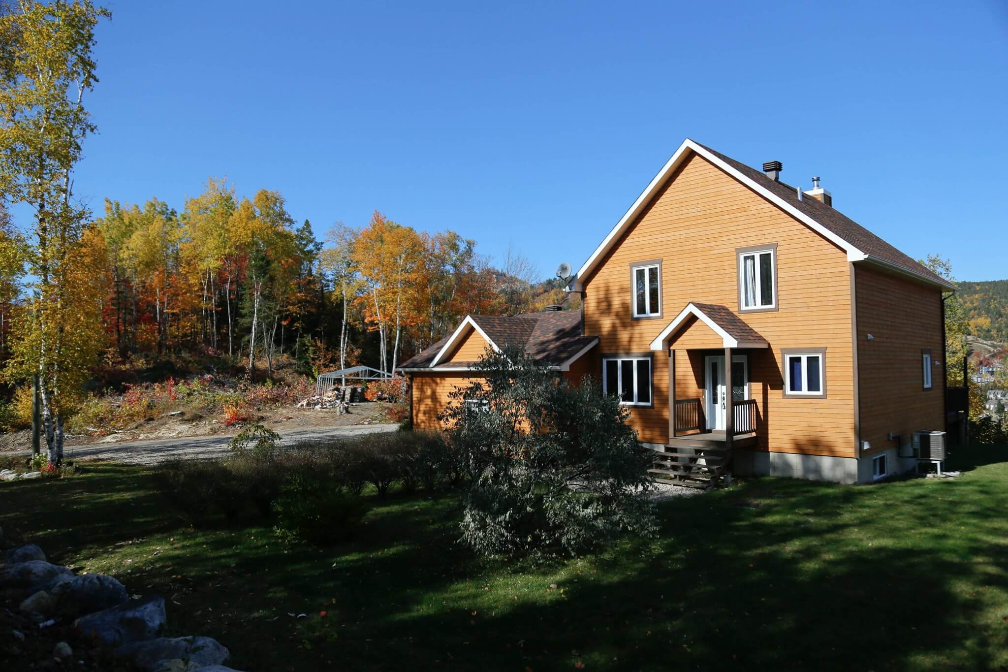 Cottages for rent for 10 people in Laurentians #3